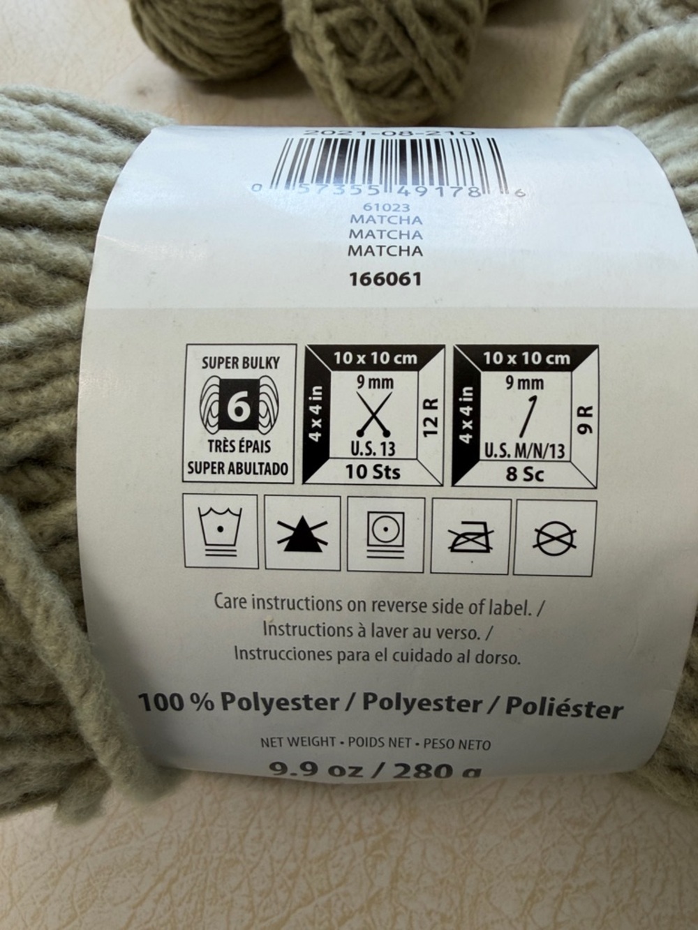 Bernat Forever Fleece Matcha - Picture 3 of 5
